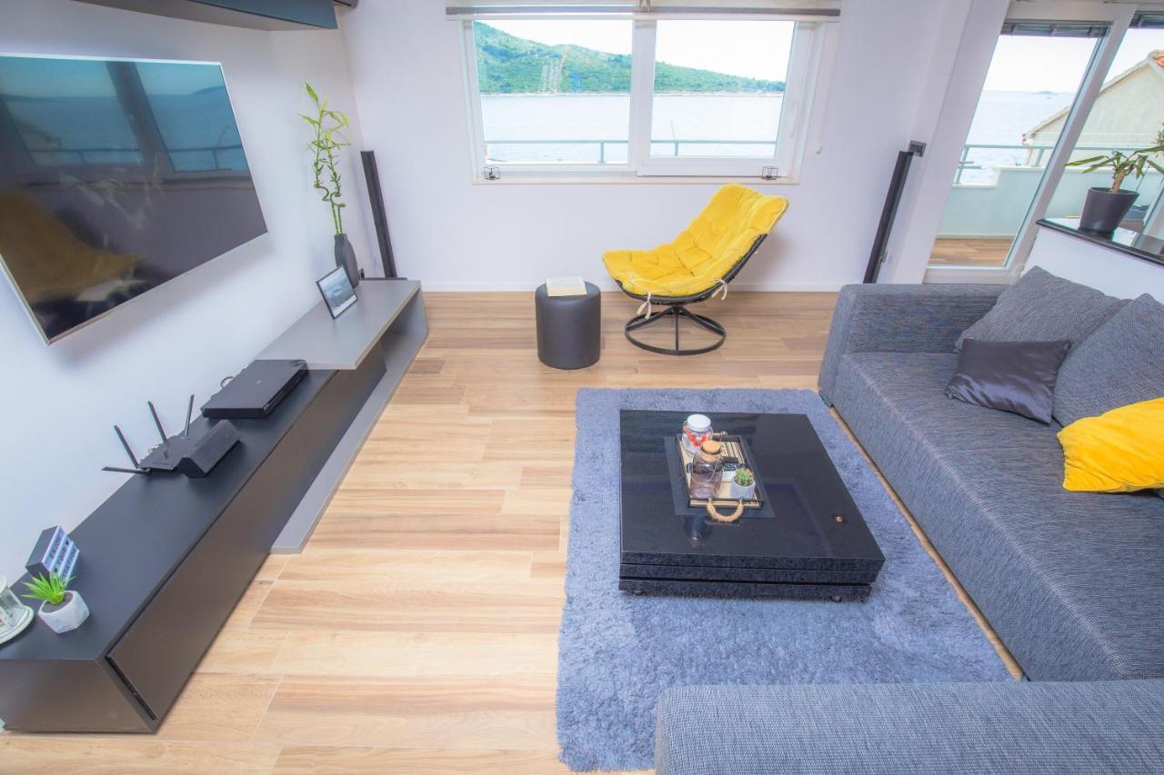 Apartment Gallery Primošten Exteriör bild